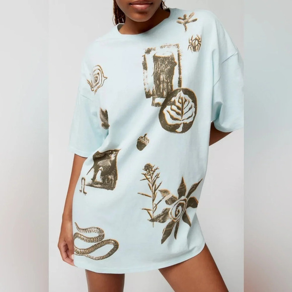UO Bitmap Nature T-Shirt Dress, Blue, XS/S, NWT - Picture 3 of 4